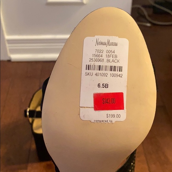 Neiman Marcus Black and Gold Block Heels Sandals - Picture 5 of 6